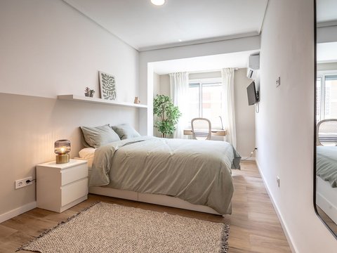 Habitación con balcón en Deusto